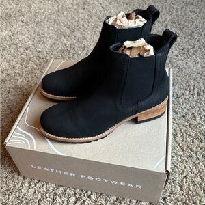 Portland Leather Goods Chelsea Boots NEW